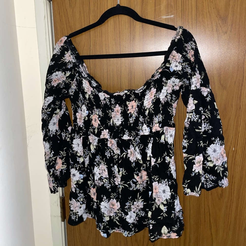 Torrid off the shoulders black floral top size2x